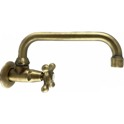 Afbeelding van PB klassieke muur fonteinkraan met sterknop koud water en draaibare uitloop brons 1208956897