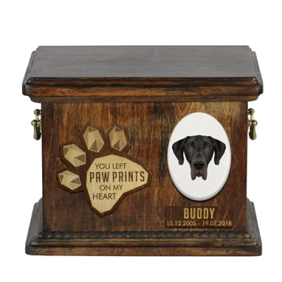 Afbeelding van Duitse Dog gepersonaliseerde urn hond voor hondenas met gravure en herinneringsdoos
