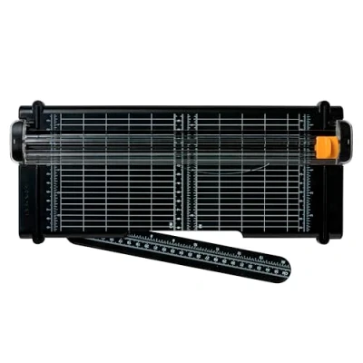 Afbeelding van Fiskars SureCut Massicot A4 30 cm, gerecycled, lemmet met titanium coating, milieuvriendelijk, 1004639