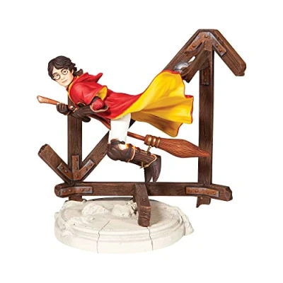 Afbeelding van Harry Potter Playing Quidditch Figu