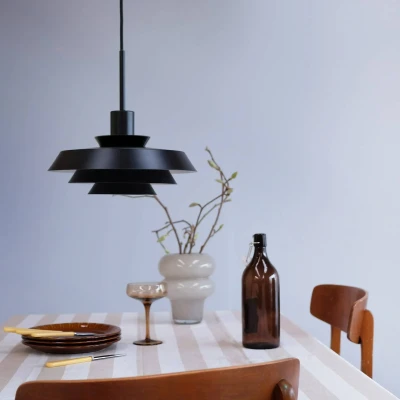 Afbeelding van Dyberg Larsen DL30 hanglamp Ø 30 cm, zwart
