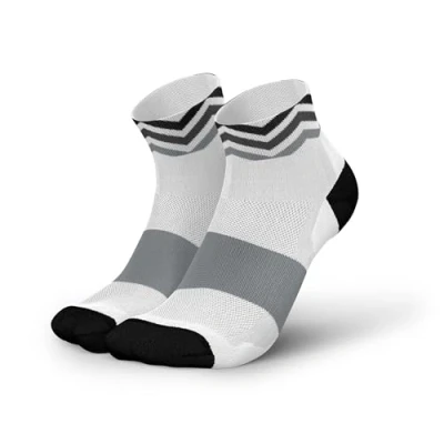 Afbeelding van INCYLENCE ULTRALIGHT Paire de chaussettes course courtes pour homme et femme avec compression légère, Blanc ondulé, 39 42 EU