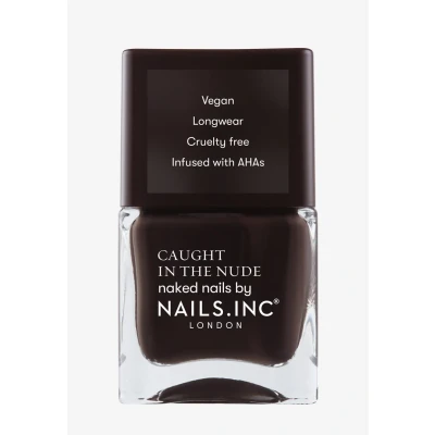 Afbeelding van Nails Inc COPACABANA BEACH Nagellak, donkerbruin, voedende formule verrijkt met AHA voor gehydrateerde nagels, brede kwast optimale nagelkunst, veganistisch, langdurig en zonder