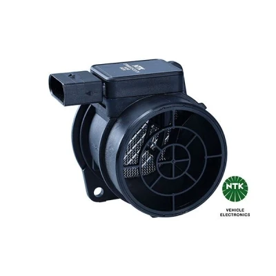 Afbeelding van NGK 94348 Luchtmassameter Met behuizing ingebouwde luchttemperatuursensor MERCEDES BENZ: C Class Saloon, Coupe, CLK Convertible
