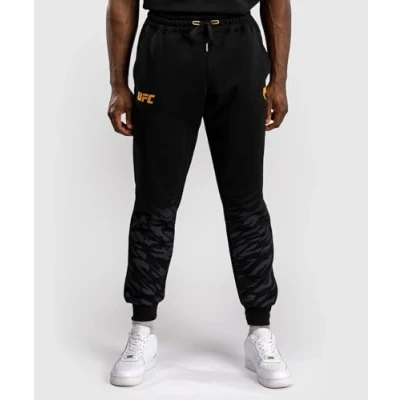 Afbeelding van UFC Fusion Venum Replica Trainingsbroek Champion M Jeans Maat 32