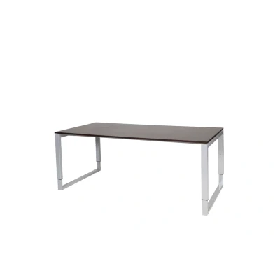 Afbeelding van Domino Plus bureau, hoogte instelbaar (62 85cm) met 180x90cm &#039;zwevend&#039; logan eiken 25mm blad en aluminium (RAL9006) O poot frame