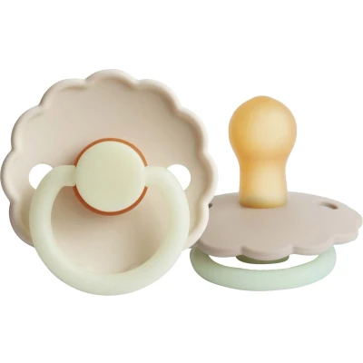 Afbeelding van Frigg Fopspeen Daisy GLOW Night 0 6mnd Croissant/Cream 2st.
