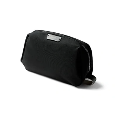 Afbeelding van Toiletry Bellroy Reistoilettas van waterafstotende stof (toilettas, parfum, scheeraccessoires, haarborstel, tandenborstel) Zwart, Kit toilettas voor op reis,
