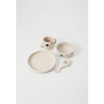 Afbeelding van Liewood Vivi Siliconen servies set met print Safari Sandy Mix