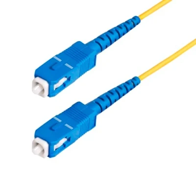 Image de StarTech.com Câble fibre optique de 100m Monomode SC à (UPC) OS2, LSZH Cordon raccordement mode unique SC/UPC (M) pour 100 m 2 mm simplex 9 / 125 micromètres OS1/OS2 sans halogène, bi direct