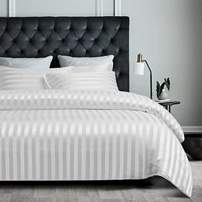 Afbeelding van Damier Beddengoedset, 135 x 200 cm, wit satijn, dekbedovertrek met ritssluiting en 1 kussensloop 80 cm