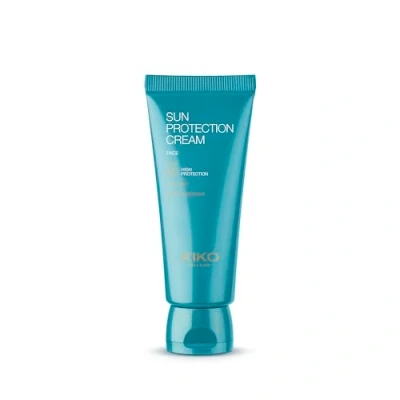 Image de KIKO Milano Sun Protection Cream Face Spf 30, Crème Solaire Hydratante Pour Le Visage Avec 30 Et Acide Hyaluronique. Protège Contre Les Rayons Uva Uvb