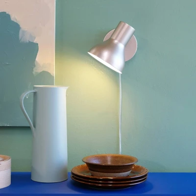 Afbeelding van Dyberg Larsen Bob wandlamp met metalen finish