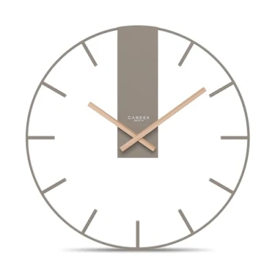 Afbeelding van Cander Berlin Jenson XXL stille 40 cm metalen wandklok met houten wijzers zonder tikken groot modern warm grijs woonkamer keuken vintage