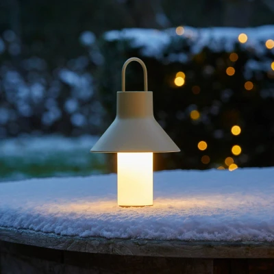 Afbeelding van LOOM DESIGN LED tafellamp Shadow Small, beige, IP65