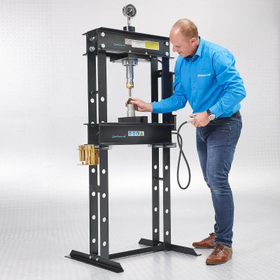 Afbeelding van Datona® Werkplaatspers 30 ton + Perspennen Zwart