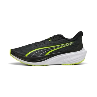 Afbeelding van Puma Darter PRO Hardloopschoenen voor op de weg, Maat: 44.5, Black yellow alert white Textiel