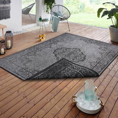 Afbeelding van Dubbelzijdig Vloerkleed Triomphe 80x150cm Grijs Klassiek 123vloerkleed.nl is de online webshop voor vloerkleden en woonaccessoires.