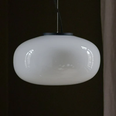 Afbeelding van New Works Karl Johan Kleine hanglamp, 23 cm, wit