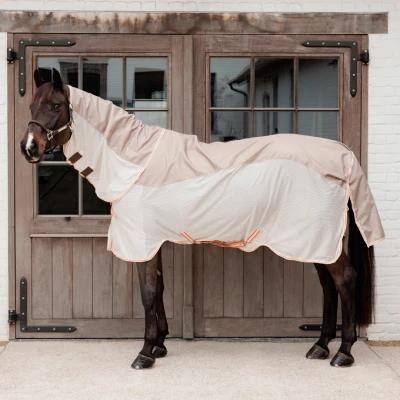 Image de Kentucky Horsewear Couverture Anti Mouches Waterproof Combo Comfort Beige 160/213 Agradi.frVendu par Agradi