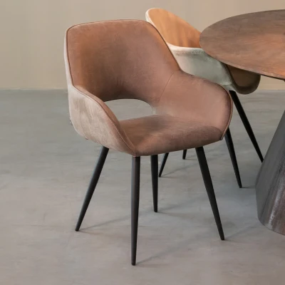 Afbeelding van LABEL51 Eetkamerstoel Fer Taupe Micro Suede