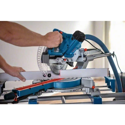 Afbeelding van Bosch Professional GCM 305 216 D Verstek en afkortzaag