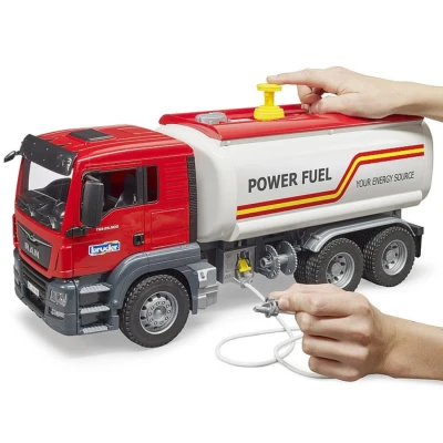 Afbeelding van Bruder MAN TGS tankwagen schaal 1:16