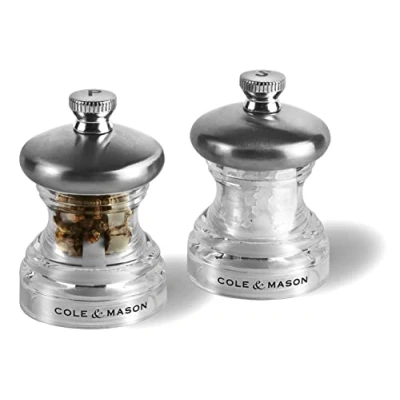 Afbeelding van Cole &amp; Mason Button Peper en Zoutmolenset 6,5cm Acryl RVS Traploos Instelbare Maalgrootte