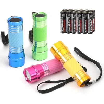 Afbeelding van EverBrite Led zaklampset, 4 delig, zaklamp met glanzende handgreep, voor werk, fietsen, kamperen, lezen, wandelen, 12 x AAA batterijen inbegrepen