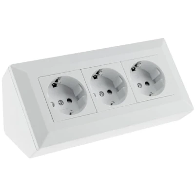 Afbeelding van ChiliTec 3 voudige hoekstekkerdoos 230V voor keuken, kantoor, werkplaats, mat wit