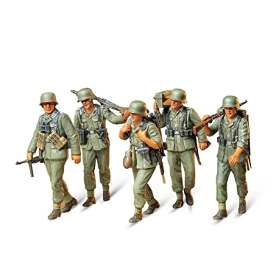 Afbeelding van 1:35 Tamiya 35184 WWII Fig. Set MG Crew Maneuver with 5 Figures Plastic Modelbouwpakket