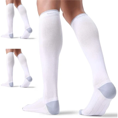 Afbeelding van Travelhawk Compressiekousen Wit 3 Stuks Hardloopsokken Premium Compressiesokken Running Socks Vochtafdrijvend Skisokken Voorkom Blessures &amp; Spierpijn S/M