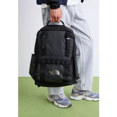 Afbeelding van The North Face BASE CAMP Daypack Unisex Rugzak, Maat: One Size, Black/asphalt grey/smoked pearl