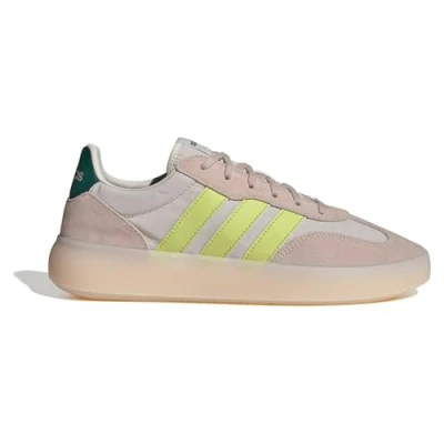 Afbeelding van Adidas Barreda Decode Sneakers beige Suede Maat 46