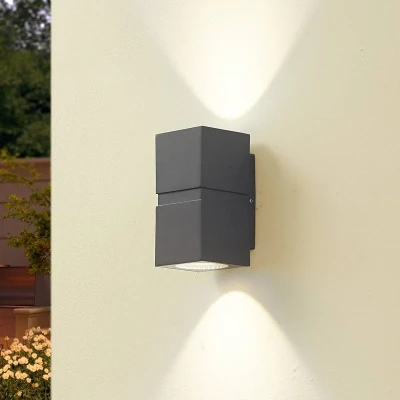 Afbeelding van Lucande LED wandlamp buiten 2lichts Gegoten aluminium, glas H: 18 cm donkergrijs, helder Inclusief lichtbronnen
