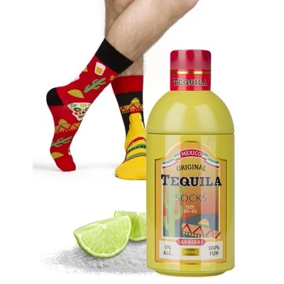 Afbeelding van Grappige Tequila sokken in bijpassende geschenkfles Maat one size (40 45) geschenk cadeau
