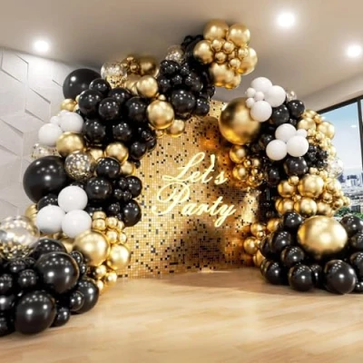 Afbeelding van zwarte en gouden ballonnenboogset, 133 stuks met ballonnen, confettiballonnen voor verjaardagsfeest, afstudeerfeest, Nieuwjaar, pensioen