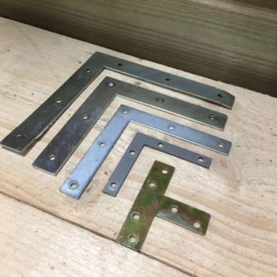 Afbeelding van Raamhoek gegalvaniseerd 100 mm