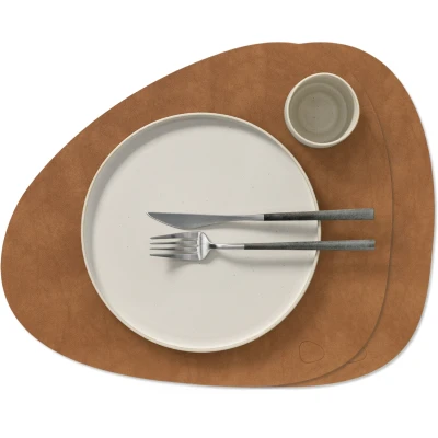Afbeelding van LIND DNA Placemats Nupo Leer Nature Curved 44 x 37 cm 2 Stuks