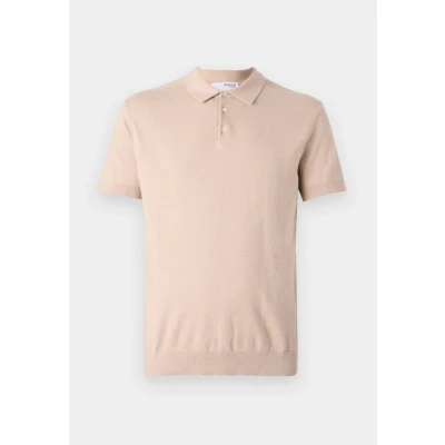 Afbeelding van Selected Homme heren Fijngebreide regular fit polo in biologische katoenblend de kleur Creme, maat: S