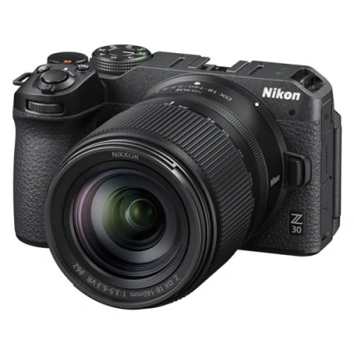 Image de Nikon Z30 + 18 140 mm f/3.5 6.3 VR