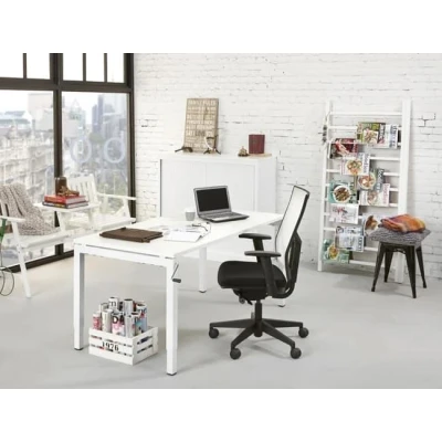Afbeelding van 4 poots slinger verstelbaar bureau zit/zit Kubus breed 140CM diep 80CM bladkleur Havanna framekleur Antraciet (Ral 7016)