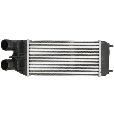 Afbeelding van VALEO 818547 Intercooler Zonder klep voor uitlaatgasrecirculatieregeling PEUGEOT: 208 I Hatchback, 207 CC, CITROËN: DS3 Hatchback