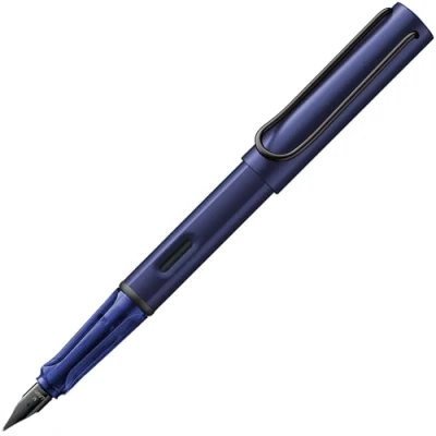 Afbeelding van Lamy AL star dark Dusk Vulpen met ergonomische handgreep en stalen veer in maat M lichte aluminium behuizing T 10 blauwe cartridge rechtshandig