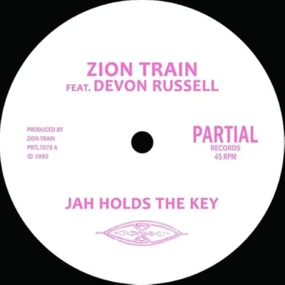 Afbeelding van Zion Train Feat. Devon Russel Jah Holds The Key (7&quot; Vinyl Single)