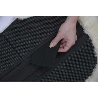 Afbeelding van Kerbl Zadelonderlegger Correct Antislip Nep Bont Zwart Pony