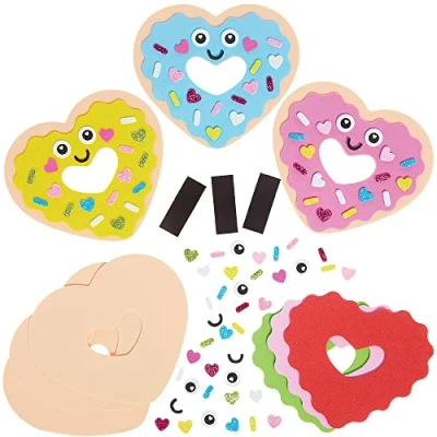 Afbeelding van Baker Ross FX122 Liefdeshart donut magneetset 8 stuks, schuim knutselset voor kinderen Valentijnsdag