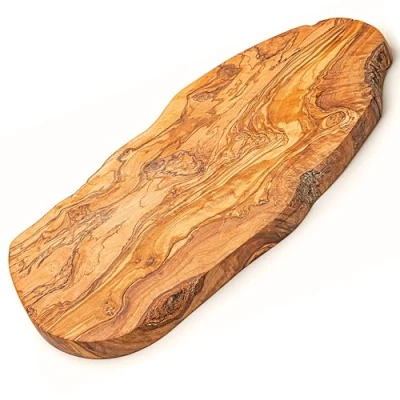 Afbeelding van Erreke Snijplank van natuurlijk olijfhout, unieke stukken, handgemaakt, voor het serveren of snijden levensmiddelen, vlees, kaas, brood, keuken barbecue (39 x 18 cm)