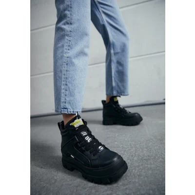 Afbeelding van Buffalo Aspha MID Enkellaarsjes met plateauzool, Dames, Maat: 37, Black Schoenen