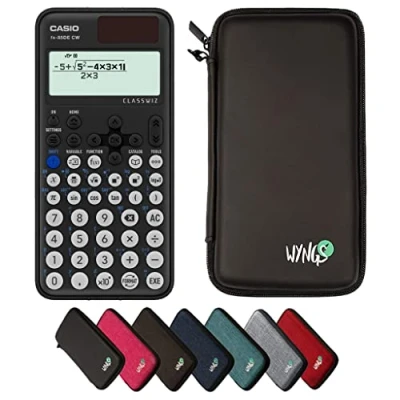 Afbeelding van CALCUSO Casio FX 85DE CW ClassWiz Voordeelpakket met wetenschappelijke en technische rekenmachine + WYNGS beschermhoes zwart